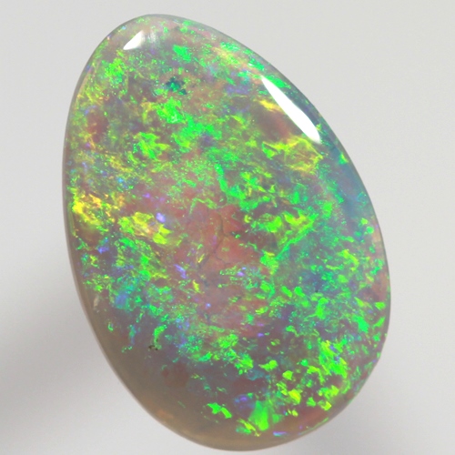 SOLID CRYSTAL OPAL Bright sparkling green always, bright 3D colourplay